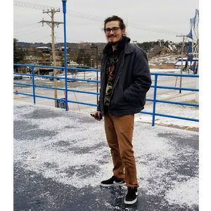 Meet your Posher, Aaron